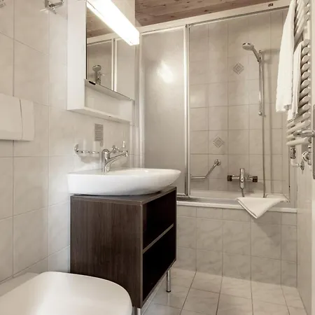 Hotel - Self Check-in *