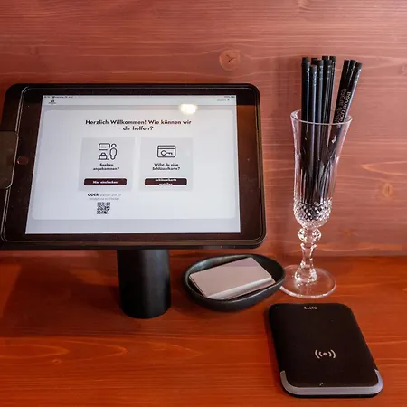 - Self Check-in * Arosa