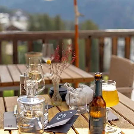 - Self Check-in * Arosa