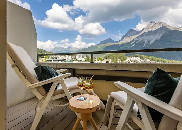 - Self Check-in فندق *